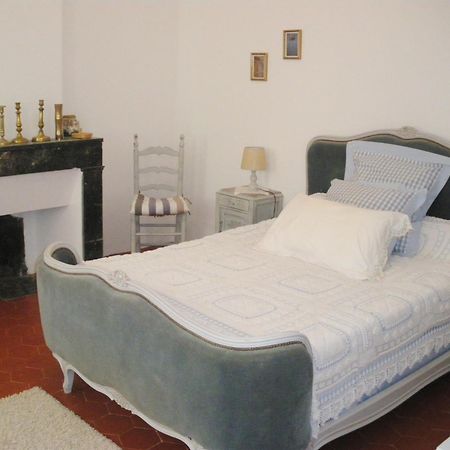 Bed and Breakfast Le Presbytere Rivesaltes Zimmer foto